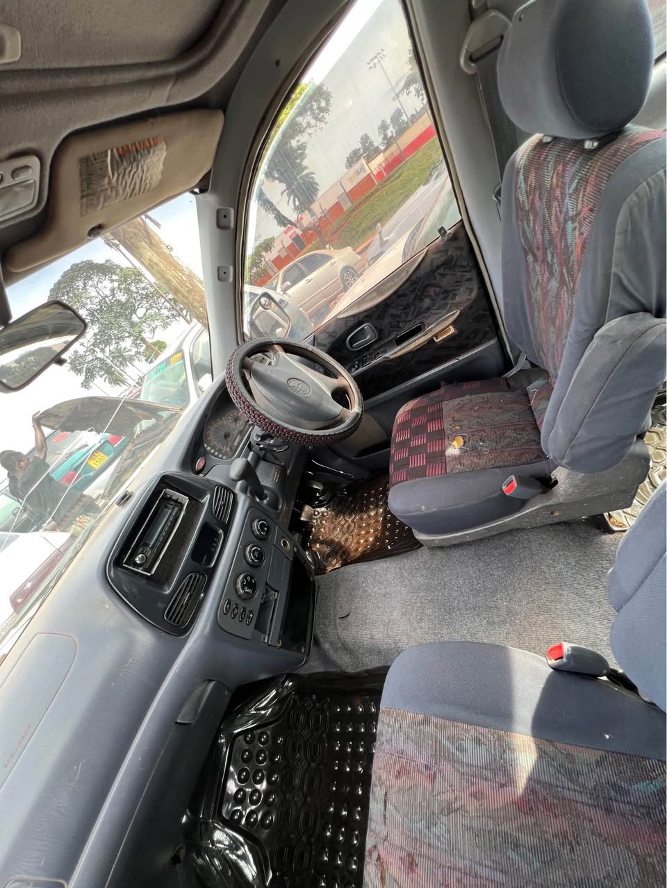 A picture of Toyota Noah