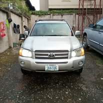 A picture of Neatly used Toyota Highlander 2007 model with silent hybrid engine