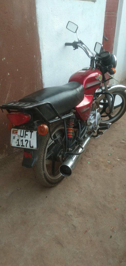 A picture of UG boss 100cc