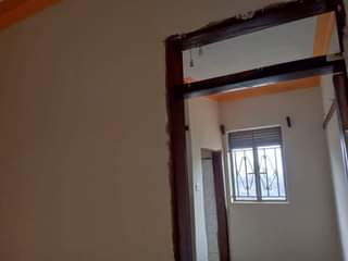 A picture of Double rooms with bathrooms for rent at 200k