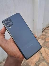 A picture of Samsung a12