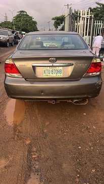 A picture of Super clean toks standard TOYOTA Camry 2005 model