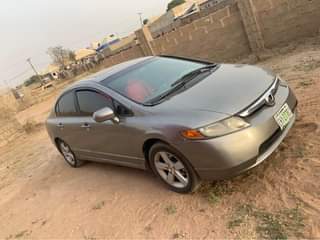 A picture of 2008 honda civic in pristine condition