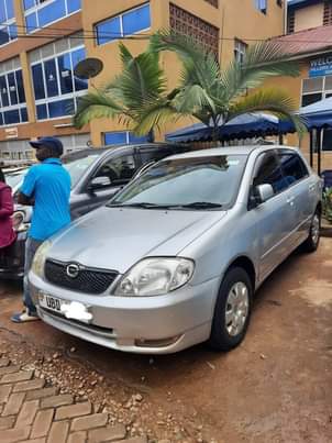 A picture of Toyota Runx call WhatsApp 0701095535