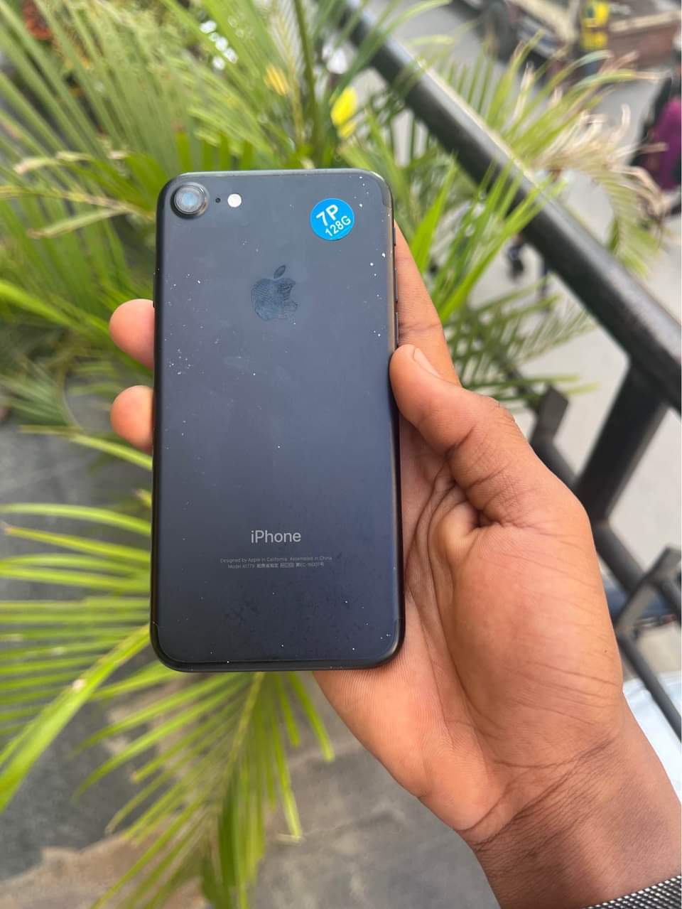 A picture of iphone 7plain