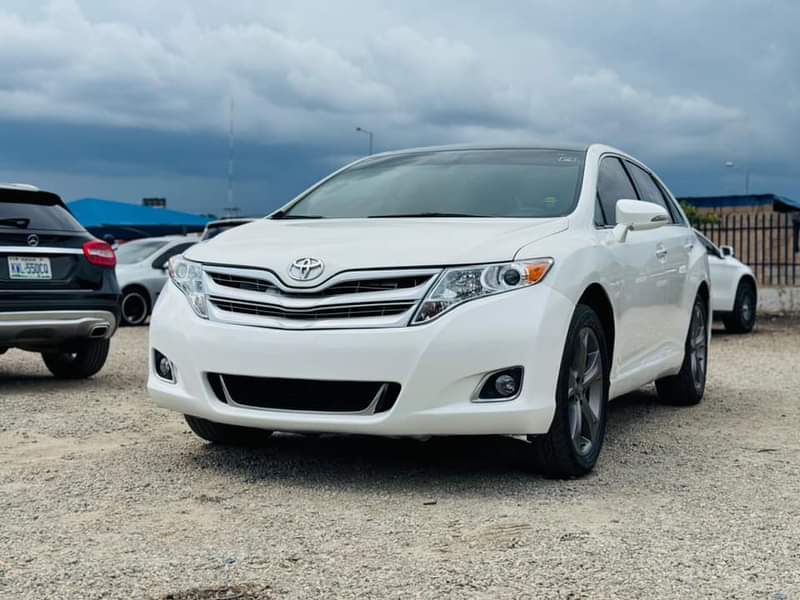 A picture of MR WHITE Registered Toyota Venza 2010 model with duty paid