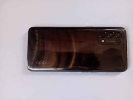 A picture of OPPO Reno 5