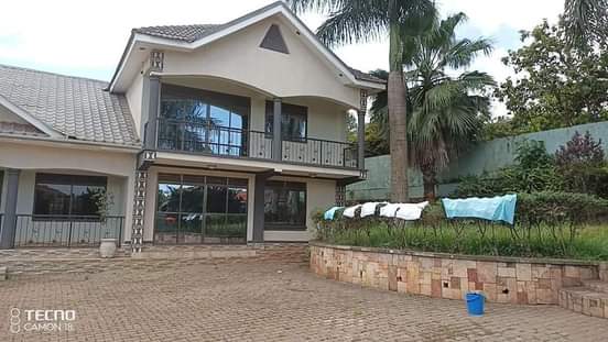 A picture of  Bank_sale_280M_Ug BUZIGA SALAAMA Rd munyonyo. Fl