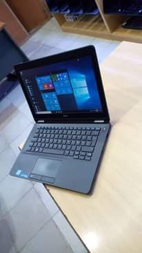 A picture of Dell 7270 i5 with 8gb Ram and 256 ssd