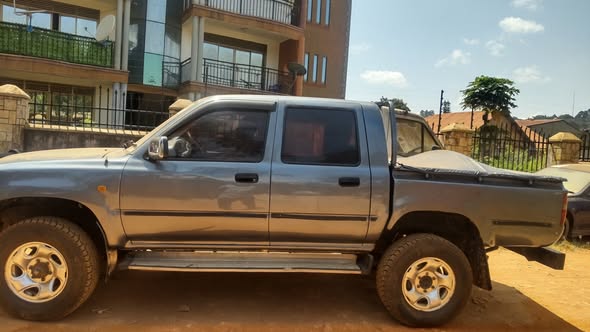 A picture of Toyota Hilux on sale at 30m only contact me on