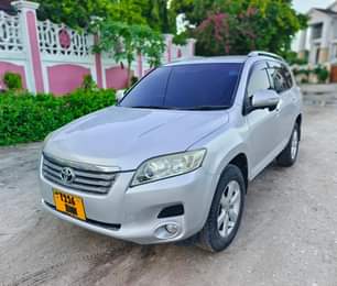 A picture of TOYOTA VANGUARD BEI...........24M KALI SANA 7SEATS Mwaka 2008 Engine 236