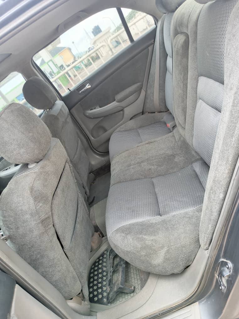 A picture of Honda Accord E O D