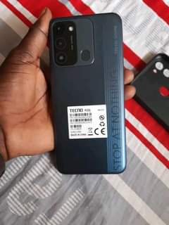 A picture of tecno spark8c