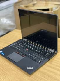 A picture of LENOVO THINKPAD X260 YOGA