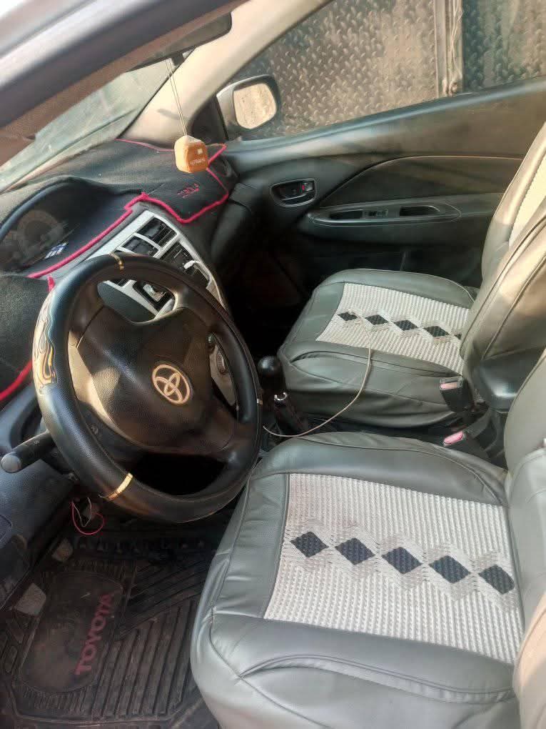 A picture of 2007 Toyota yaris