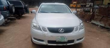 A picture of Lexus GX330