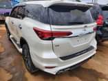 A picture of Toyota fortuner
