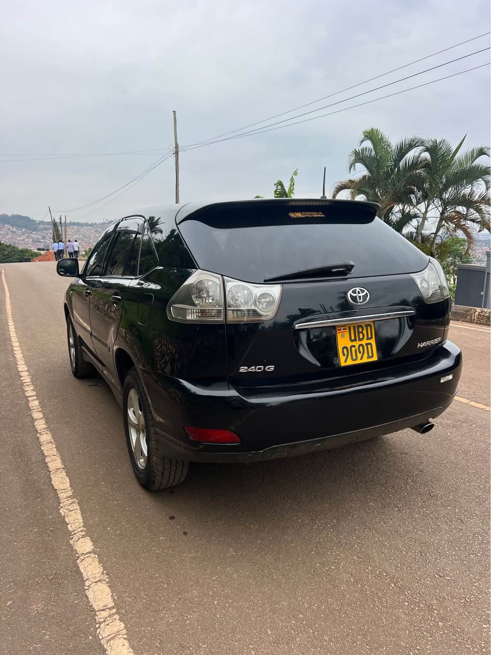 A picture of Toyota Harrier 2 4cc 28m call 0704502028