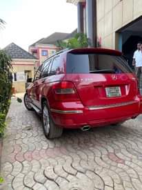 A picture of Neatly used 2011 Mercedes Benz GLK350