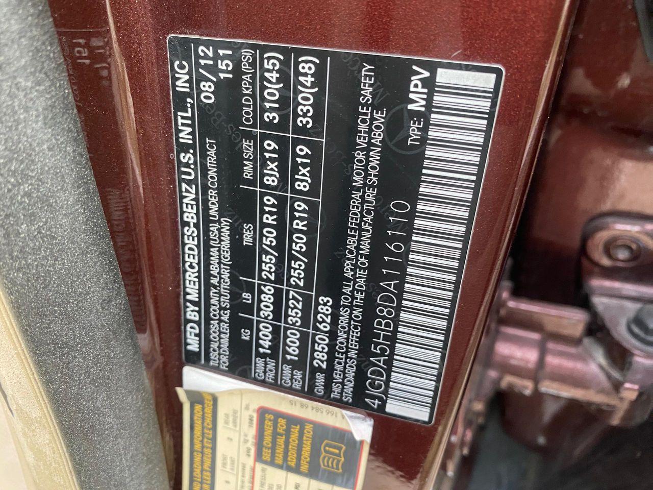 A picture of 2013 Mercedes Benz ml350