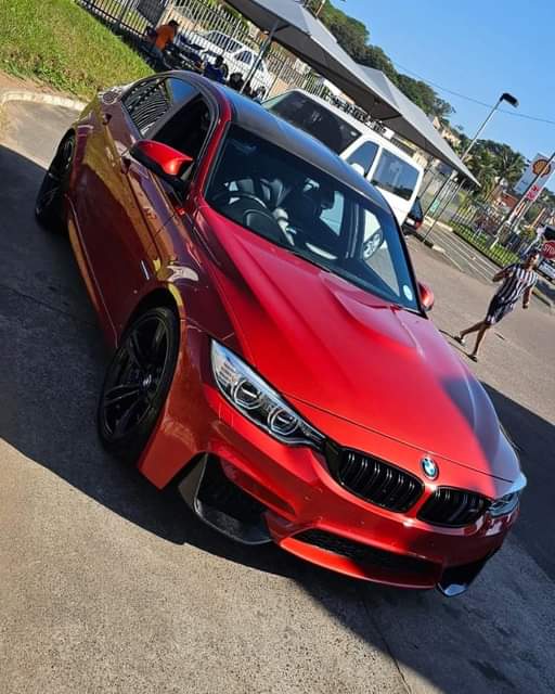 Sihle I.