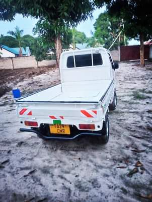 A picture of Suzuki carry Call 0655804268 Bei 3.5