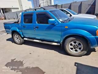 used nissan hardbody