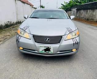 A picture of Lexus Es 350