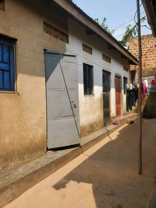 A picture of 3 single rental units for sale