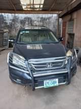 A picture of Honda CR V 2008 untampered engine and gear