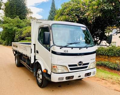 hino trucks