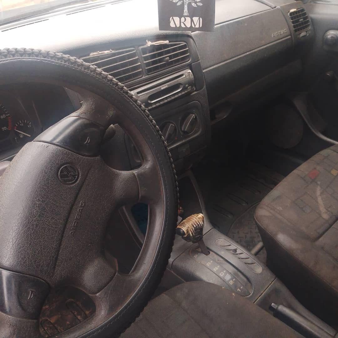 A picture of 2004 Golf golf