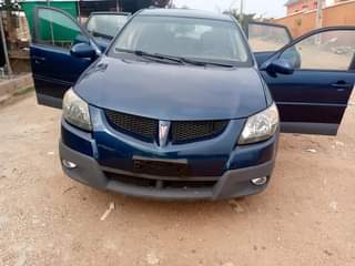 A picture of Toyota Pontiac vibe corolla