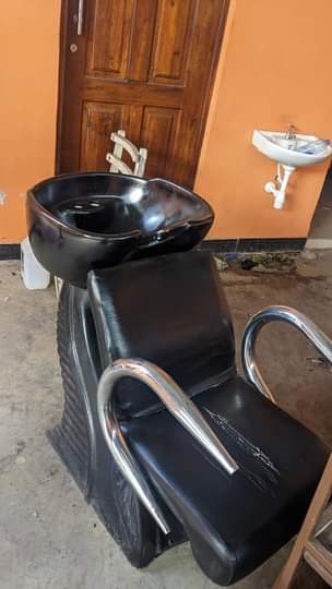 A picture of Washing basin
