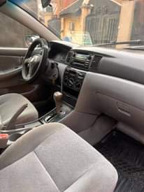 A picture of Toyota Corolla 2004