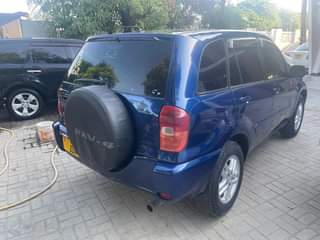A picture of TOYOTA RAV4