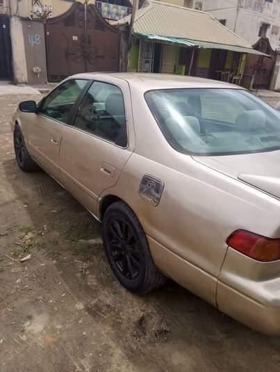 A picture of 2002 Toyota Camry