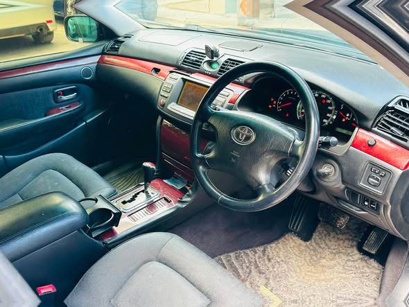 A picture of Toyota Brevis Year 2003 Cc 2490 Price 6 8M