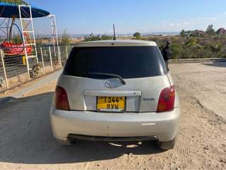 A picture of ist nzima sanaa HAINA rangi Haina ajali 5 5ml 0625764751