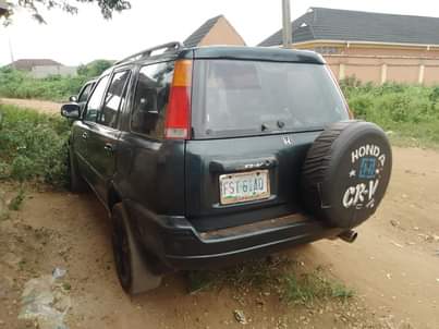 A picture of Honda crv 1999 model