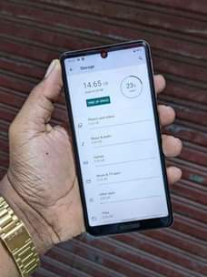 A picture of Sharp Aquos Sense 5g