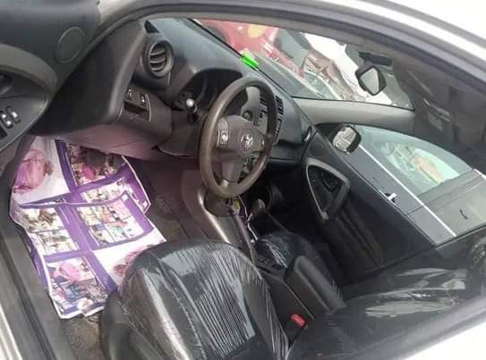 A picture of Toyota Rav 4 2009 09061825415