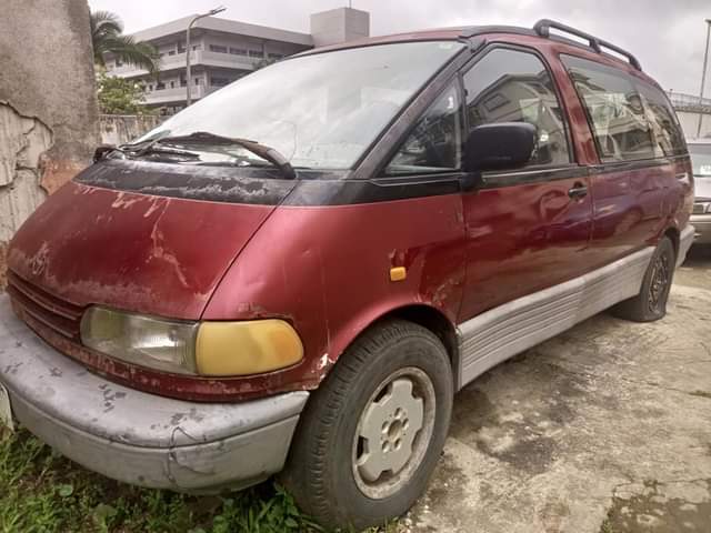 A picture of Toyota Previa 1999 RED 08032534466