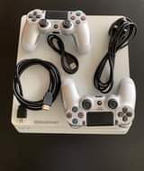 A picture of Ps4 SLIM