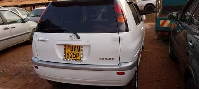 used toyota raum