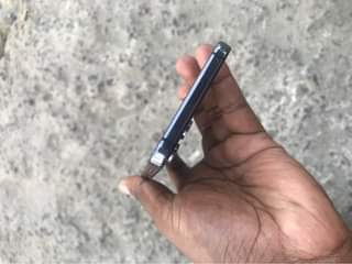 A picture of Samsung galaxy FLIP 5