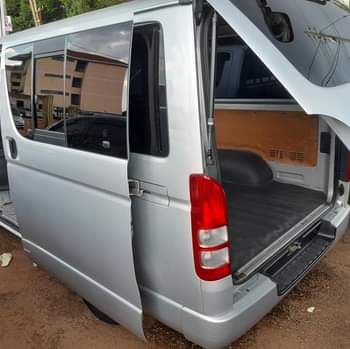 A picture of Toyota Hiace 2010 drone