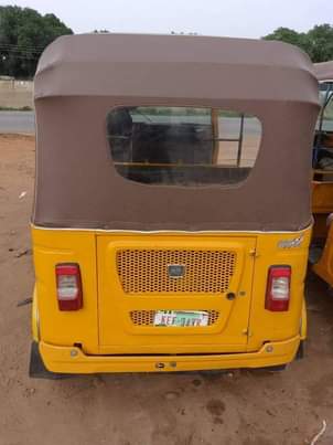 A picture of Bajaj Keke na pep