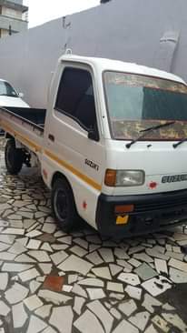 A picture of SUZUKI CARRY BICHWA DOGO MIL 3.5 0785575557