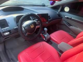 A picture of 2008 honda civic in pristine condition